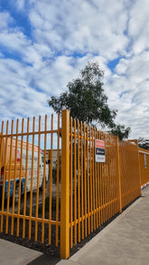 Aluminum outdoor fence